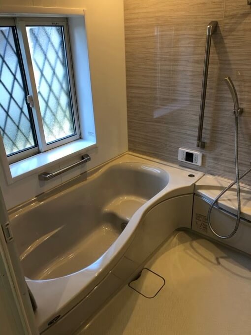 トクラスシステムバスの手すり