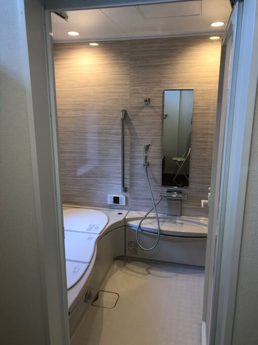 住友林業のトクラスお風呂はダウンライトが標準仕様